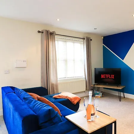 A Superb Large 1 Bedroom Apartment In Ramsbottom Exterior photo
