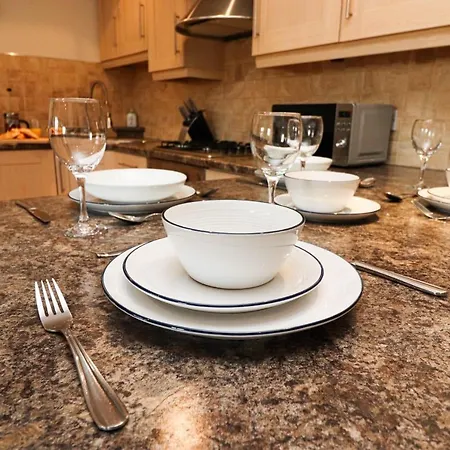 A Superb Large 1 Bedroom Apartment In Ramsbottom Exterior photo