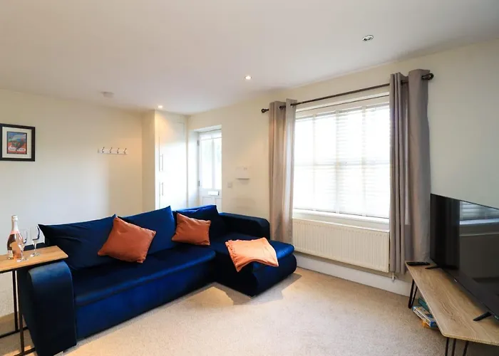 A Superb Large 1 Bedroom Apartment In Ramsbottom